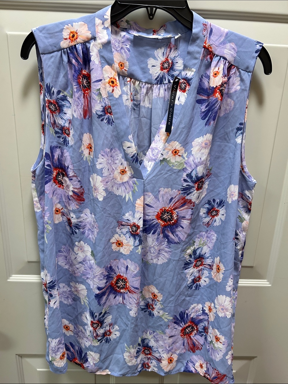 Violet & Claire Floral Sleeveless V-Neck Tank